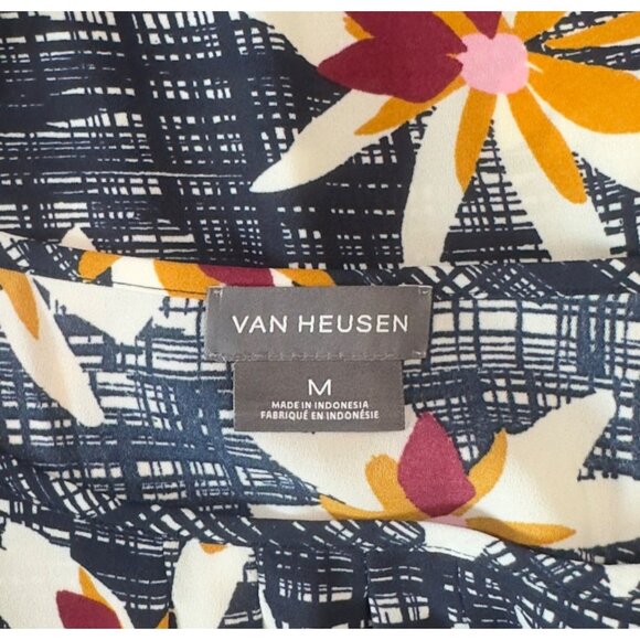 VAN HEUSEN Women SZ M Navy Blue Floral Basic Casual Top Blouse Ruffle 3/4 sleeve - Picture 3 of 16